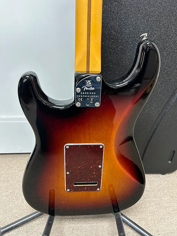 Fender American Professional II Stratocaster HSS with Rosewood Fretboard - 3-Color Sunburst