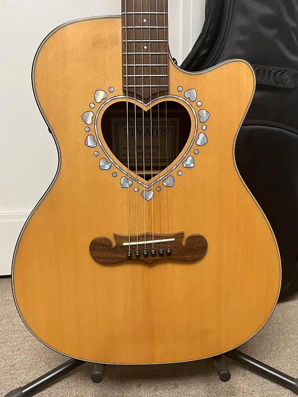 Zemaitis CAF-80HCW-NAT Acoustic Guitar w/Electronics - Natural