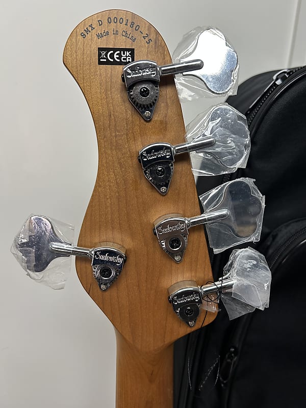 Sadowsky MetroExpress 21 Fret Vintage M/J Bass 5 String Maple Fretboard - Tobacco Sunburst