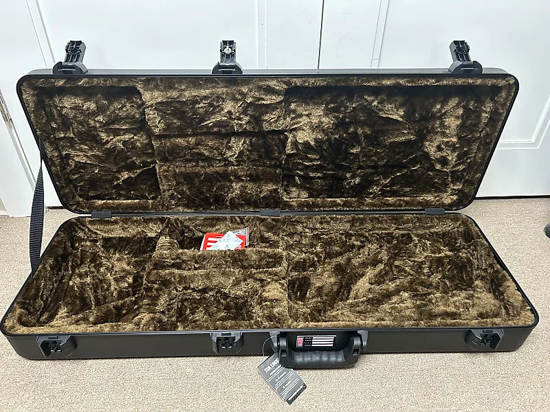 Gator Flight Pro V2 TSA Series ATA Molded Electric Guitar Case Black
