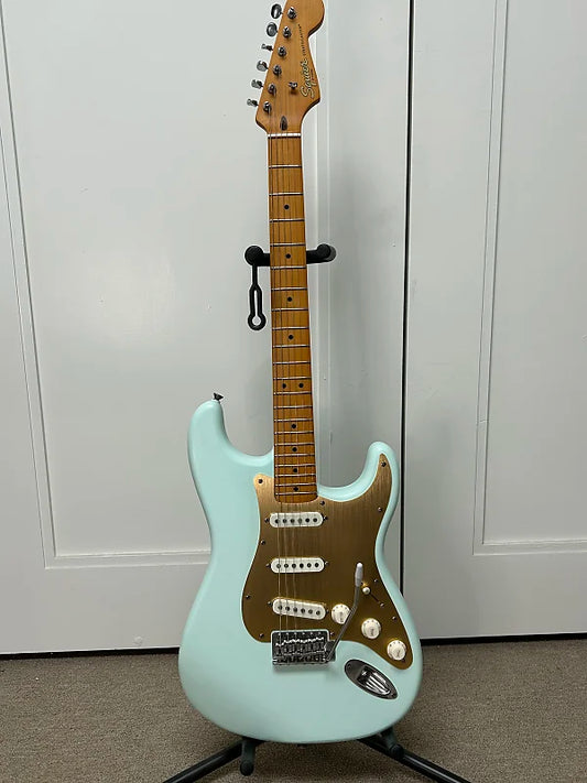 Squier 40th Anniversary Vintage Edition Stratocaster- Satin Sonic Blue