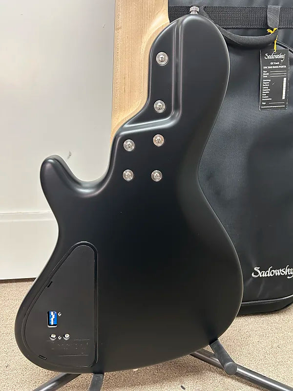 Sadowsky Metroline 24-Fret Singlecut Vintage Bass Red Alder Body 5 String - Solid Black Satin