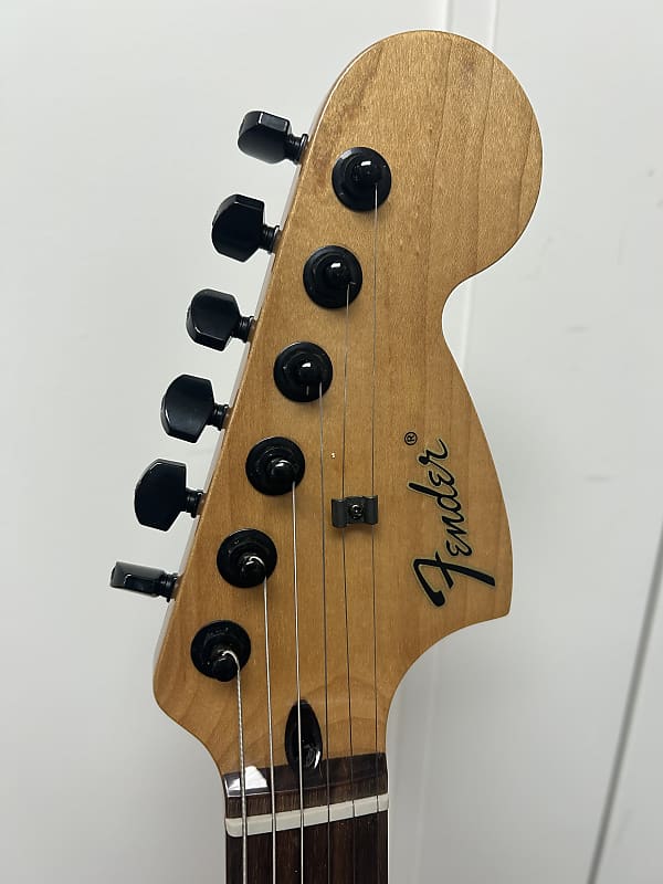 Fender Tom DeLonge Starcaster Electric Guitar - Shell Pink