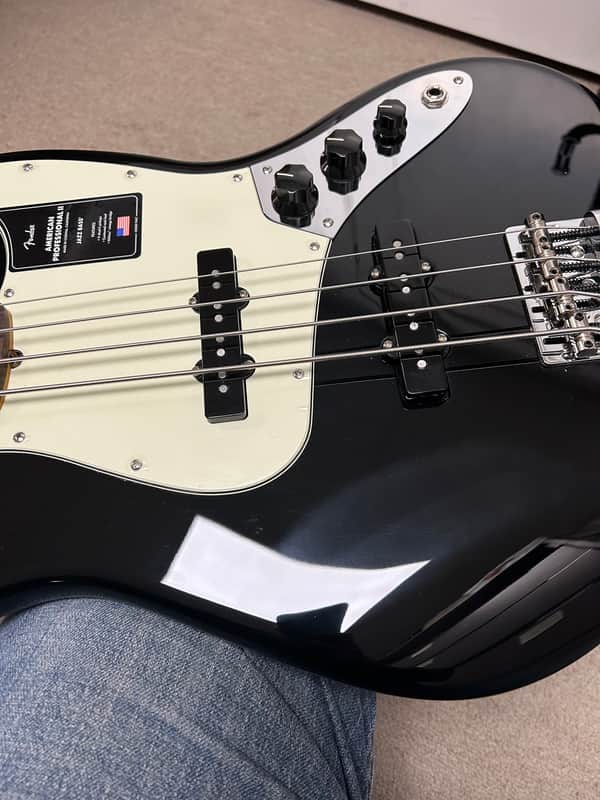 Fender American Professional II Jazz Bass with Rosewood Fretboard - Black