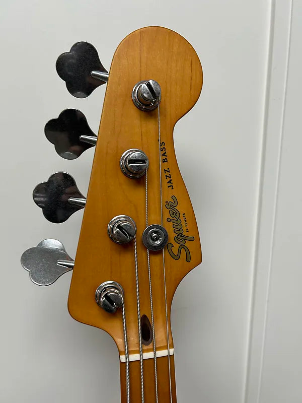 Squier 40th Anniversary Vintage Edition Jazz Bass - Satin Wide 2-Color Sunburst
