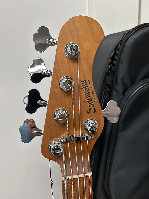 Sadowsky Metroexpress Vintage J/J 5 String Bass Fretless w/Lines - Olympic White