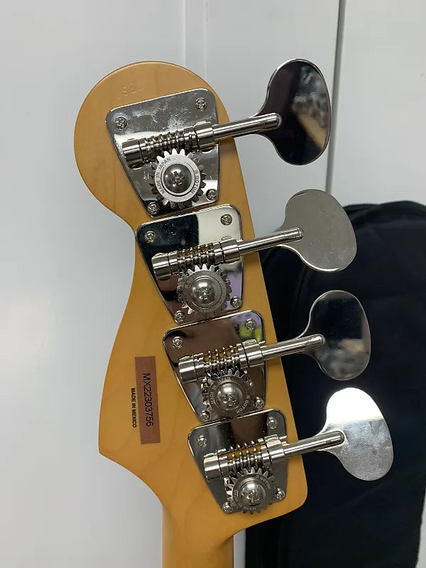 Fender Gold Foil Jazz Bass Guitar - Sonic Blue