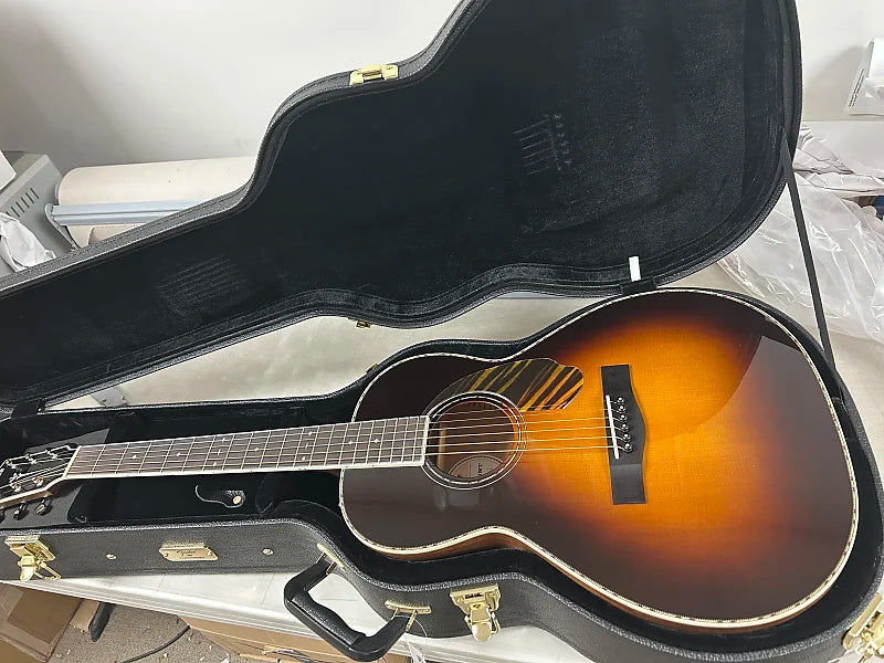 Fender Paramount PS-220E Acoustic Parlor Guitar w/Electronics - 3-Tone Vintage Sunburst