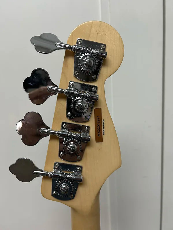 Fender Player Jazz Bass Left-Handed with Pau Ferro Fretboard - Capri Orange