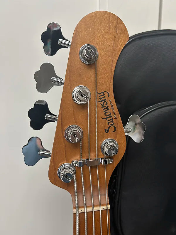 Sadowsky MetroExpress 21-Fret 5 String Vintage M Bass - Olympic White