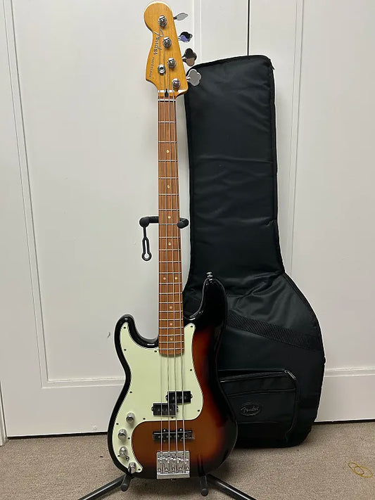 Fender Player Plus Active Precision Bass Left-Handed - 3-Color Sunburst