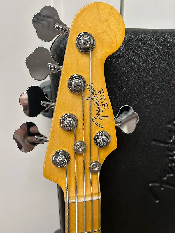 Fender American Professional II Jazz Bass V with Maple Fretboard - Mystic Surf Green