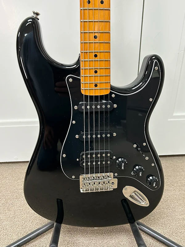 Squier Classic Vibe '70s Stratocaster HSS Electric Guitar - Black