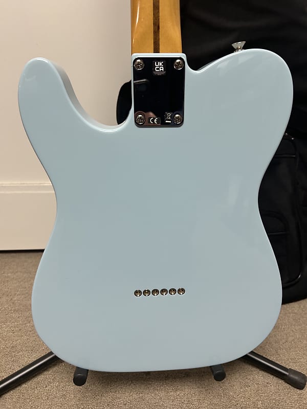 Fender Vintera '50s Telecaster with Maple Fretboard - Sonic Blue