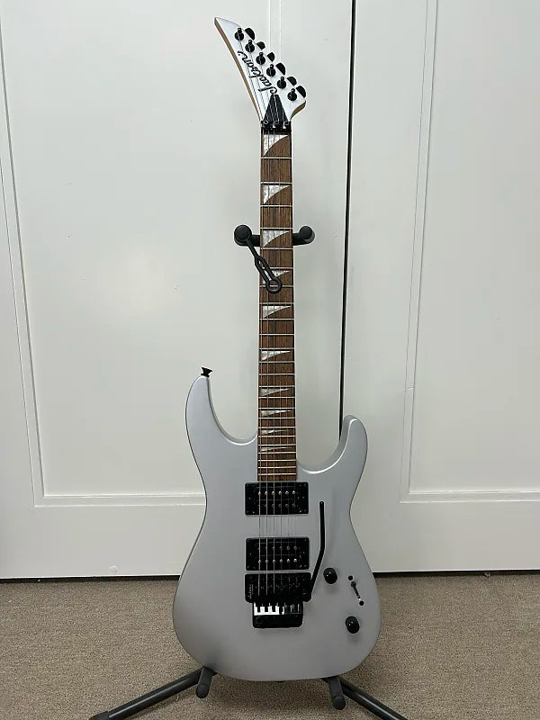 Jackson X Series Dinky DK2XR Limited-Edition - Satin Silver