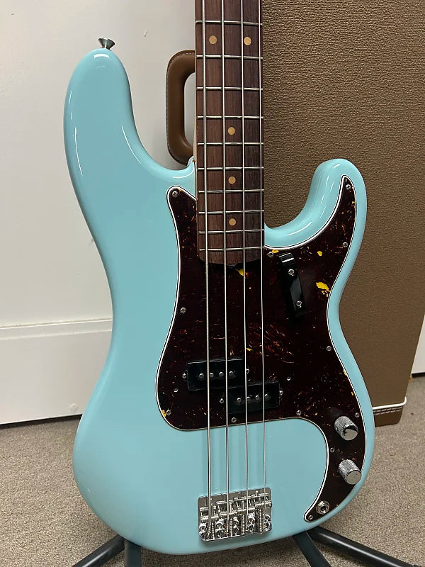 Fender American Vintage II '60 Precision Bass - Daphne Blue