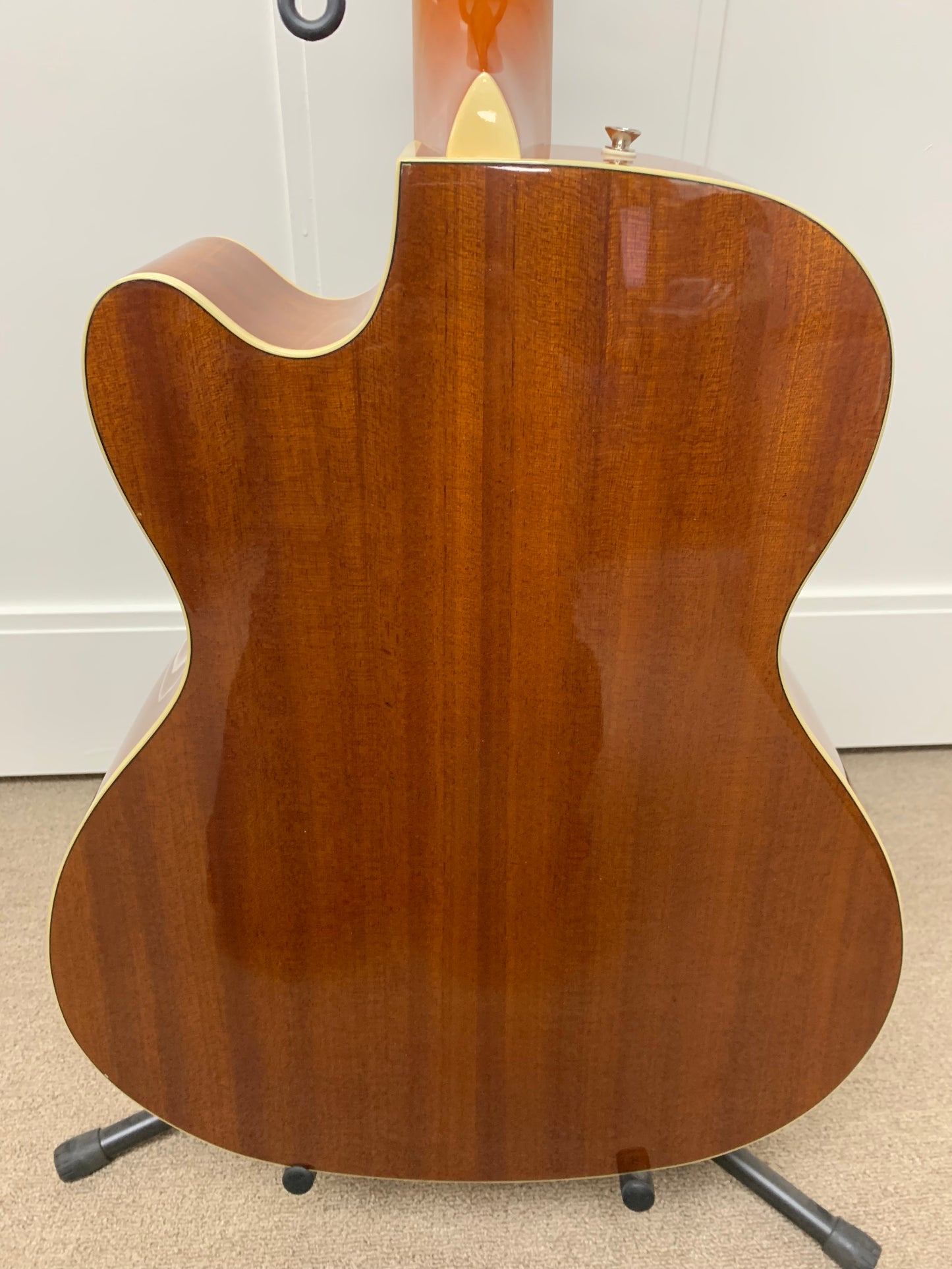 Fender FA-450CE 4-String Acoustic Electric Bass Guitar 3-Tone Sunburst
