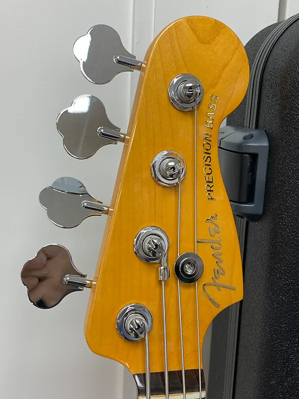 Fender American Ultra Precision Bass with Rosewood Fretboard - Ultraburst
