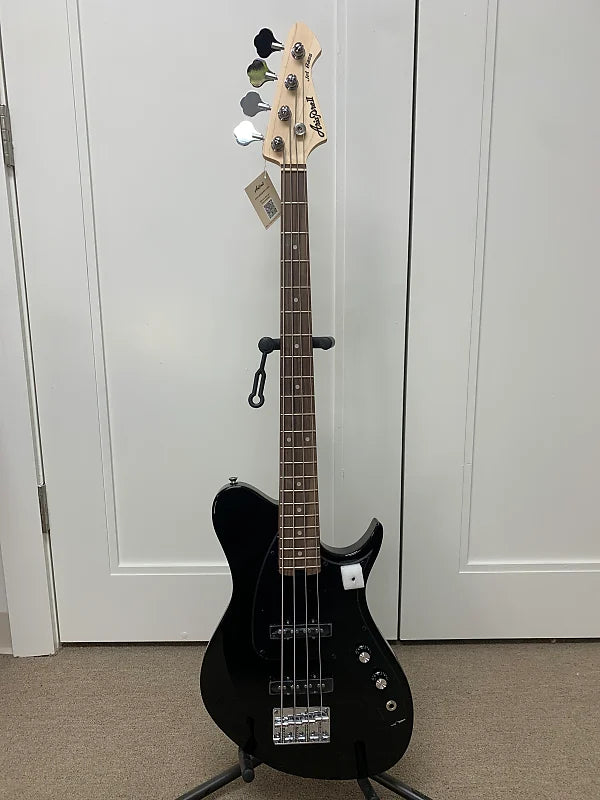 Aria Pro II Jet Bass Medium Scale - Black - Brand New w/FREE GUITAR PEDAL