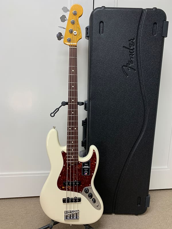 Fender American Professional II Jazz Bass with Rosewood Fretboard - Olympic White