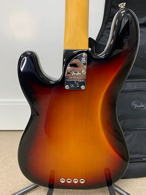 Fender American Professional II Precision Bass with Rosewood Fretboard - 3-Color Sunburst